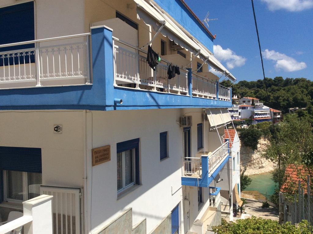 Kostas Rooms Votsi  Exterior foto